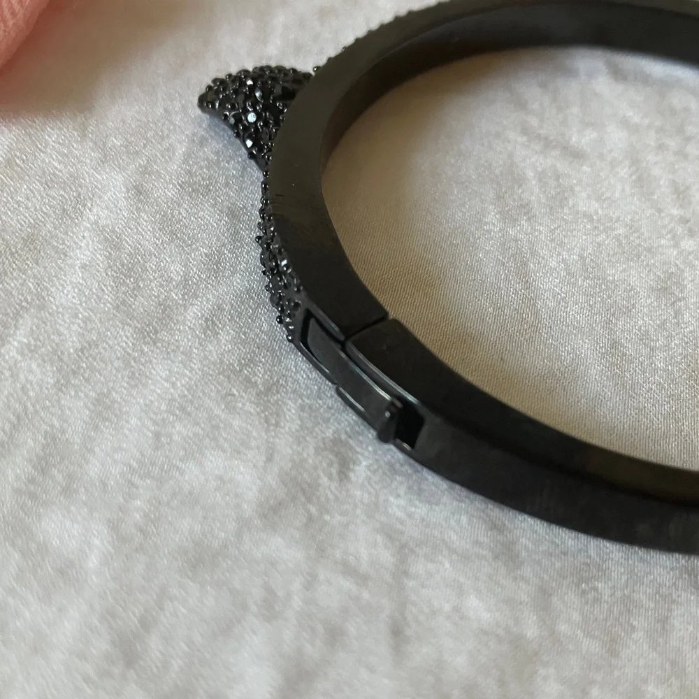 Kate Spade: Black Cat Ear “Jazz Things Up” Sparkle Bracelet- Clasp- Dust Bag - Picture 7 of 16